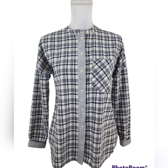 Madewell~Size S~White/Gray Plaid  Button Up Flannel Top Shirt. - Picture 5 of 12
